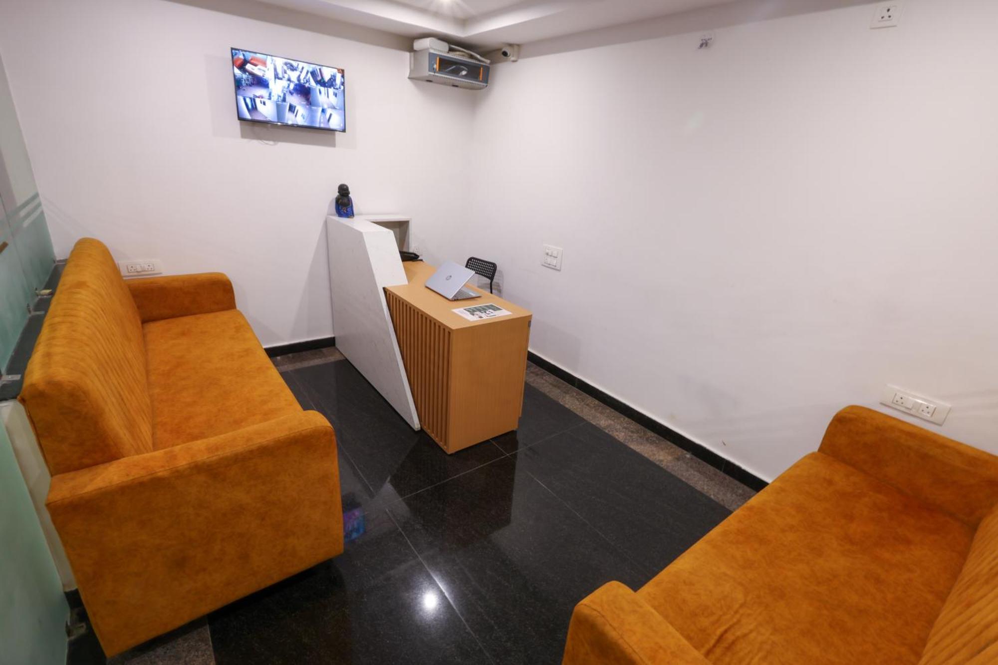 Olive Nest- Tirupati Bus Stand- 300 Meters, Railway Station- 400 Meters Hotel Exterior photo